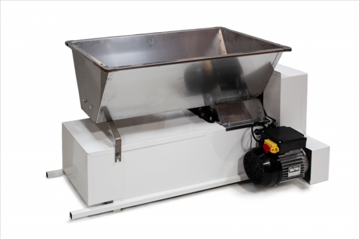 ZDROBITOARE-DESCIORCHINATOR cu motor 0.75Kw, cuva 850×480 Inox, valturi Ø96×220mm alu By-zdrob Pro.e [1]