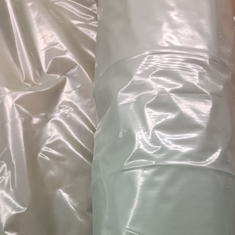 Folie construcții 120 microni, 4 m lățime , verde – la kilogram [1]