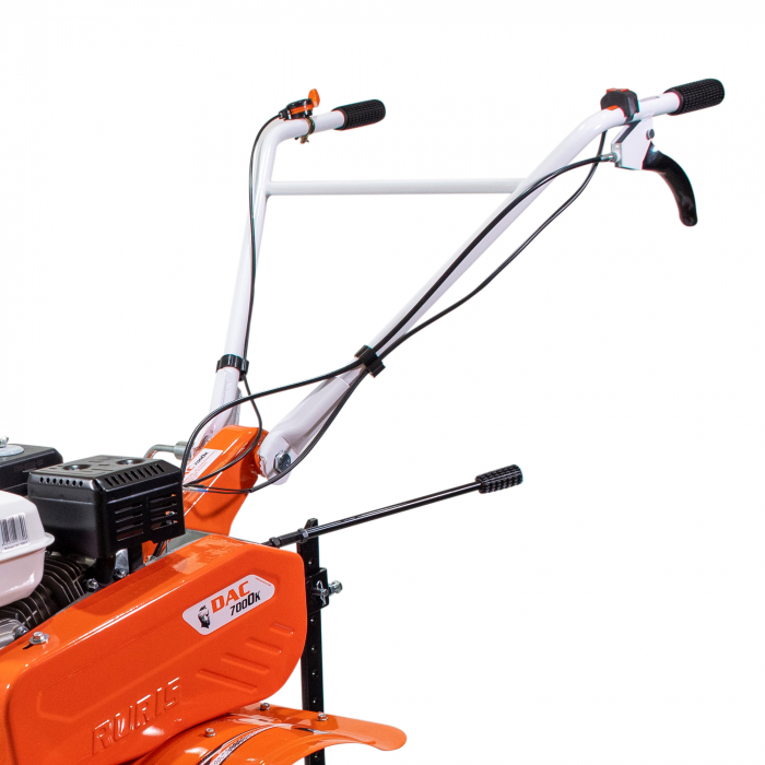 Motosapa DAC 7000ACC2 + roti cauciuc 4.00-8+plug+adaptor+roti metalice 350 fara manicot+set contragreutati 10kg [5]