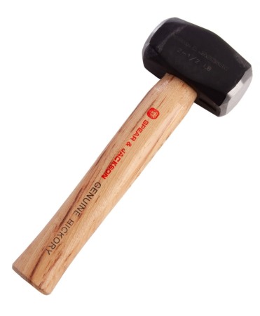 Ciocane si baroase - Ciocan patrat 1100 g cu cap din otel carbon, maner lemn de nuc, Spear & Jackson