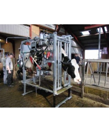 Stand trimaj ongloane vaci KVK 650-SP2 HYDRO [6]