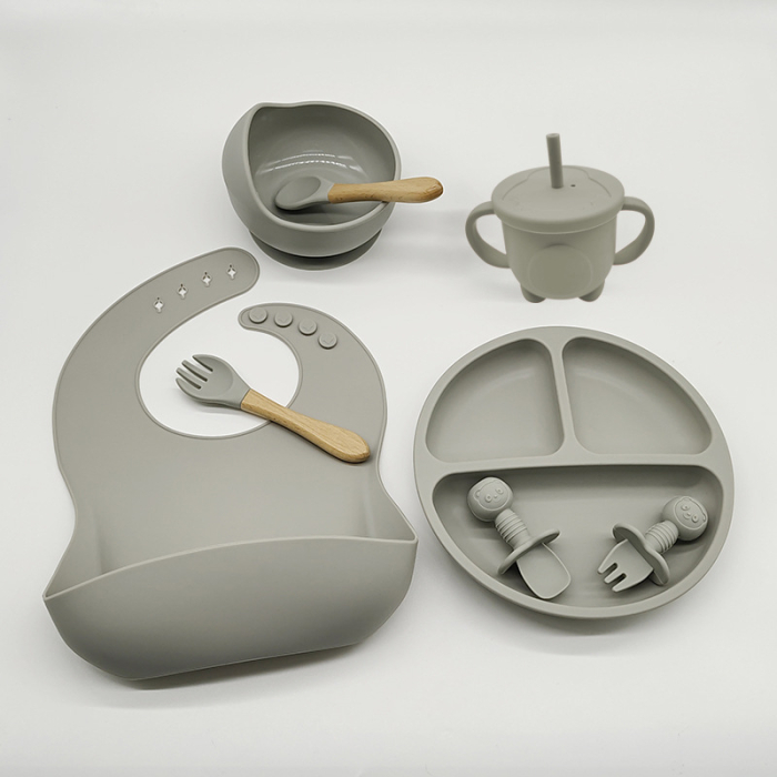 Set Diversificare Bebe din Silicon, 8 Piese, Baveta, Farfurie, Bol, Lingurita, Furculita si Cana, Gri, Aida HER [1]