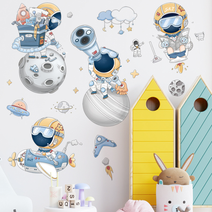 Sticker Autocolant Perete Copii, Astronauti Haiosi in Spatiu si Planete, 85x85 cm [3]