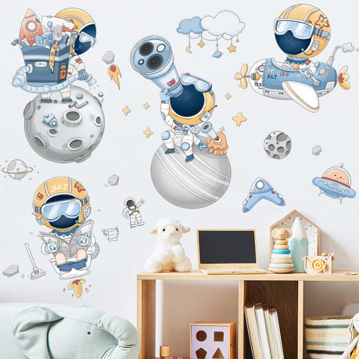 Sticker Autocolant Perete Copii, Astronauti Haiosi in Spatiu si Planete, 85x85 cm [2]