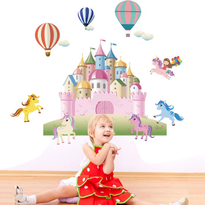 Sticker Autocolant Perete Copii, Castel, Ponei si Baloane cu Aer Cald, 80x120 cm [2]