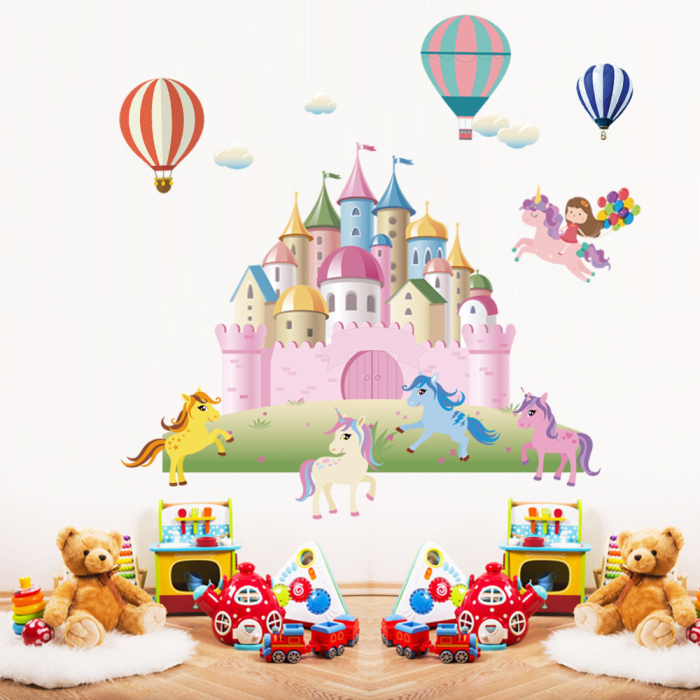 Sticker Autocolant Perete Copii, Castel, Ponei si Baloane cu Aer Cald, 80x120 cm [5]