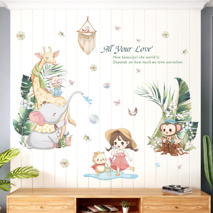 Sticker Autocolant Perete Copii, Fetita impreuna cu Animale Prietenoase si Haioase, 60x110 cm [3]