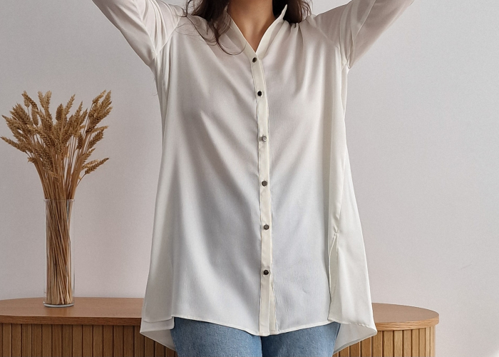 camasa-dama-oversized-matase-alba-nasturi-negri [1]