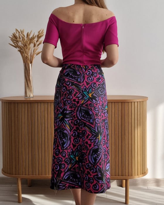 rochie-dama-roz-aprins-abstract-mov-umeri-goi [2]