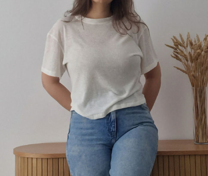 Tricou damă alb, simplu, cu mânecă scurtă și guler rotund [2]