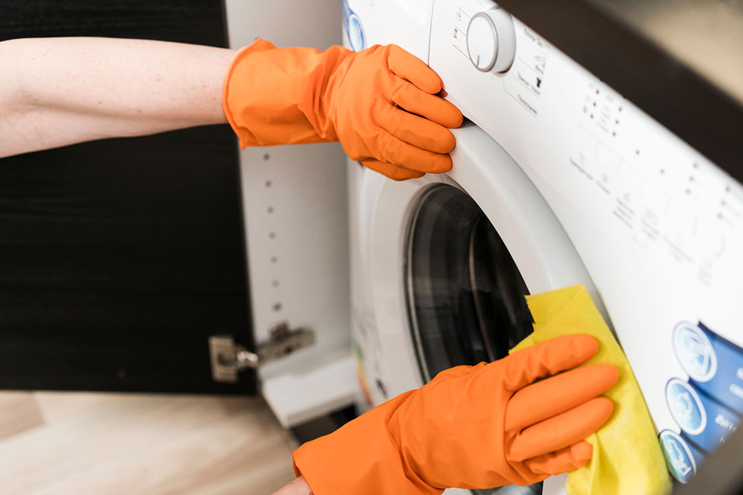 Curatarea masinii de spalat: Uite cum o cureți ca nouă în doar 15 minute