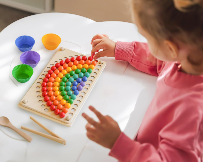 Joc Montessori Rainbow Clip cu Bile din Lemn pentru Asocierea Culorilor (1) [26]