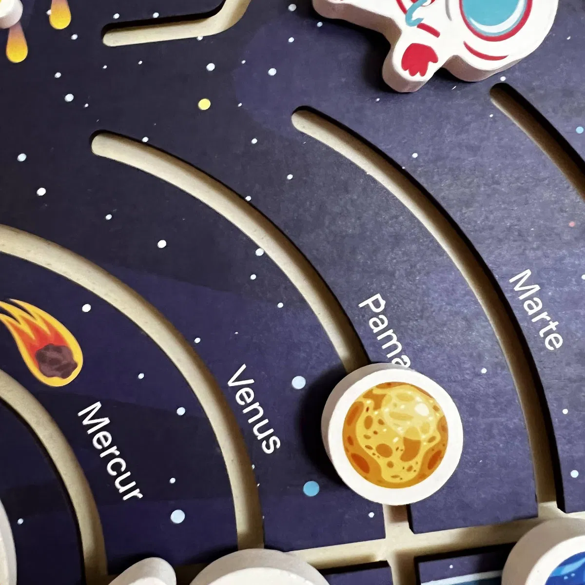 Puzzle Montessori din Lemn cu Sistemul Solar și Planete Glisante [10]