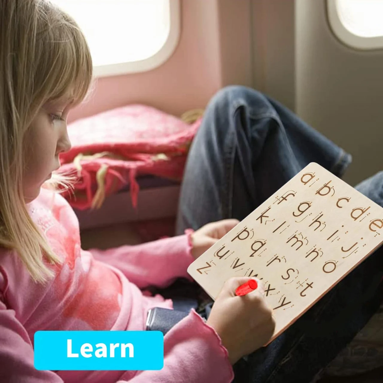 Tablă Montessori din Lemn pentru Trasarea Literelor A-Z cu Creion [15]