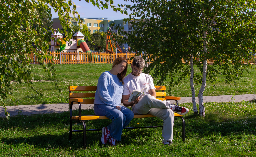 Bancă exterior 162 cm cu spătar și cotiere LAVANDĂ | Metal și lemn [5]