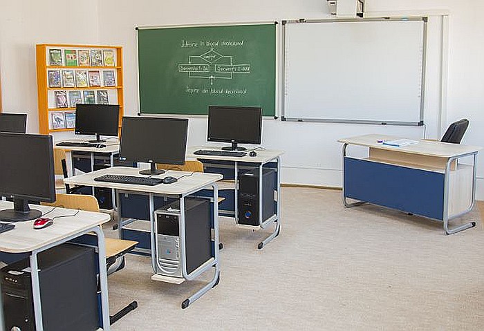 Catedra informatică KARA [4]