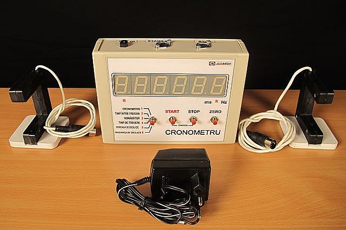 Cronometru electronic pentru experimente demonstrative (2 porti) [5]