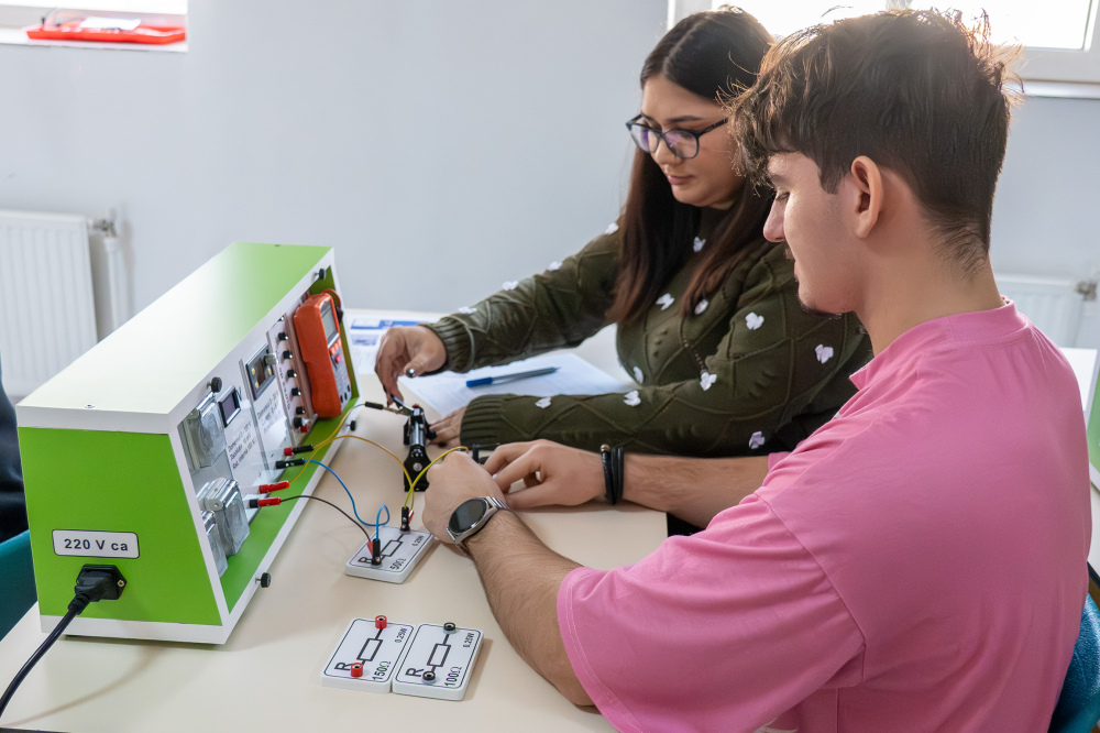 Panou cu aparate ALFA [3]