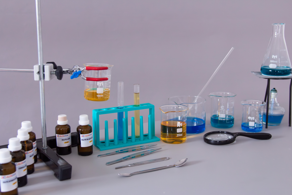 KIT 1. Ustensile de laborator de citologie, histologie, morfologie si anatomie vegetala [5]