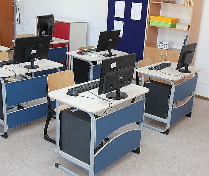 Masă informatică KARA - 1 elev [11]