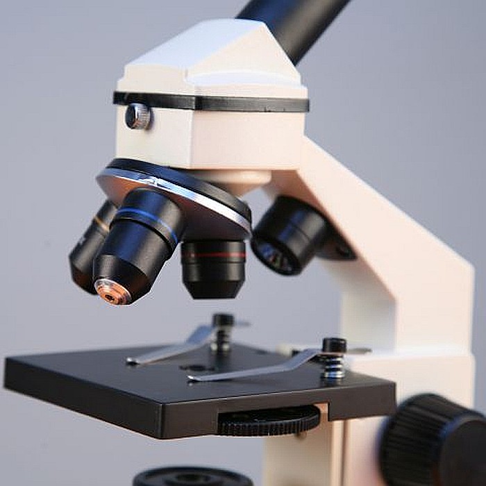 Microscop cu LED [3]