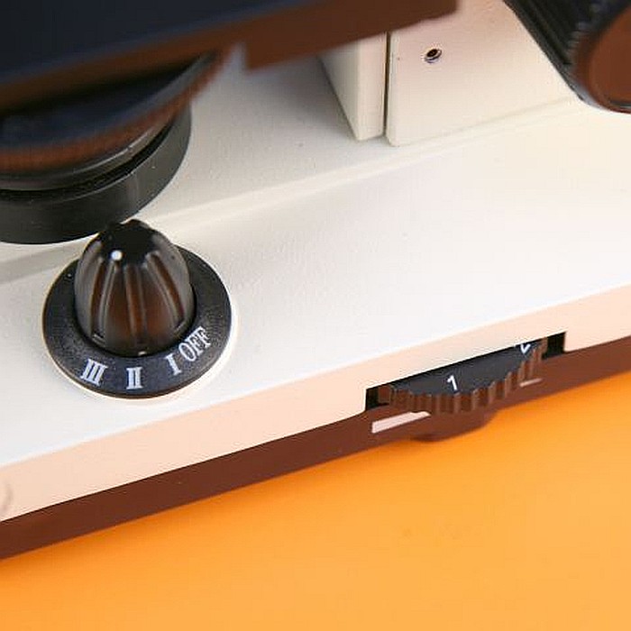 Microscop cu LED [4]