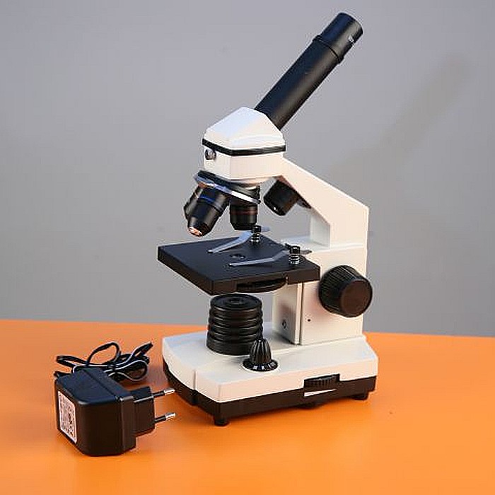 Microscop cu LED [5]