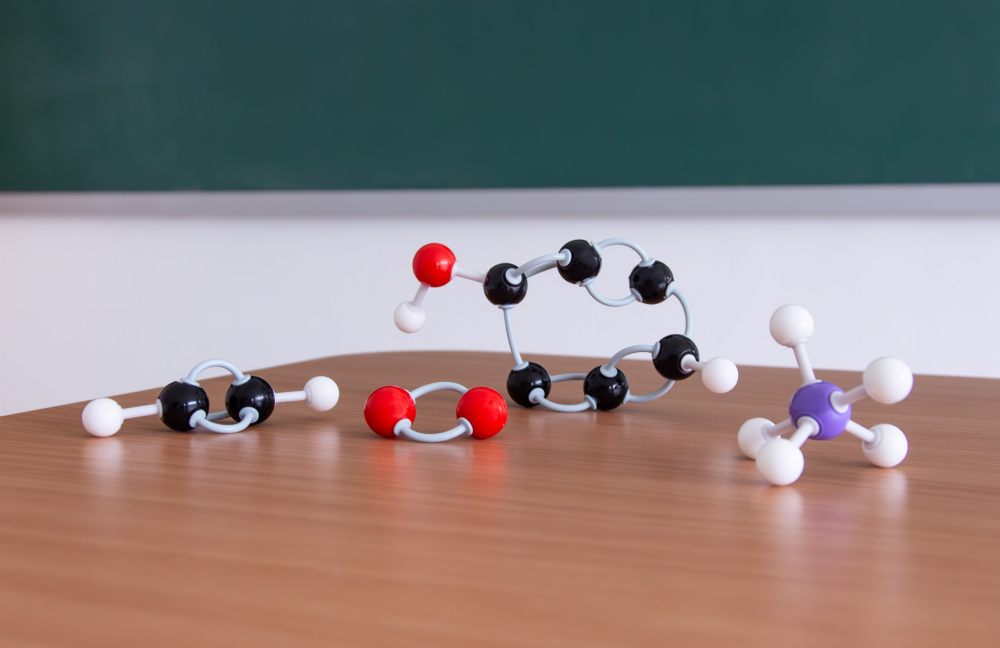 Modul de baza pentru constructia modelelor atomice si moleculare - elev [4]