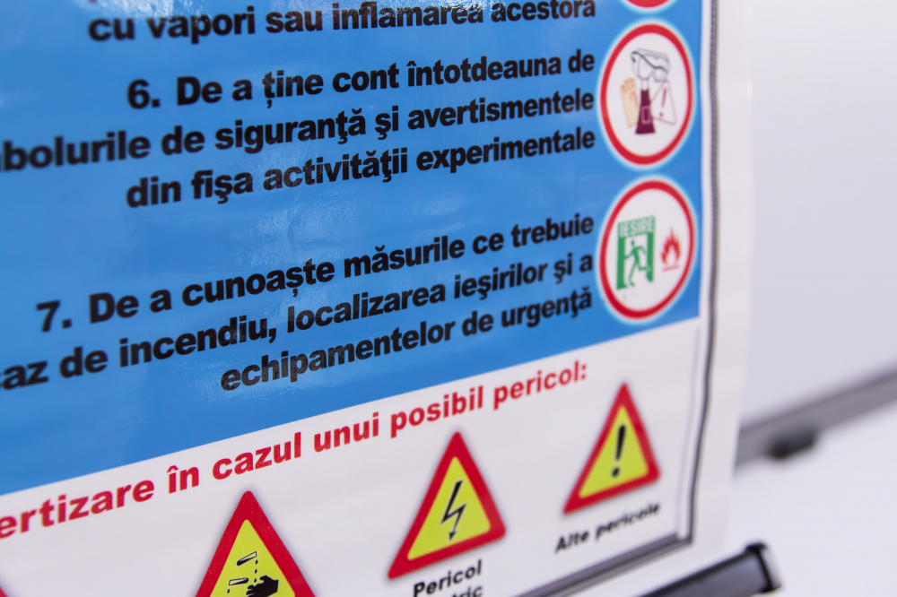 Regulile tehnicii de securitate in cabinetul de chimie [2]