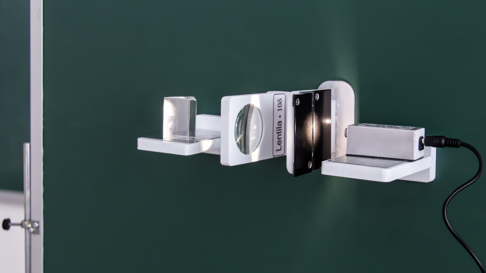 Sursa de lumina alba LED [3]