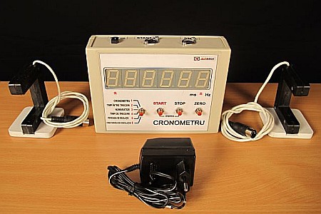 Cronometru electronic pentru experimente demonstrative (2 porti) [4]