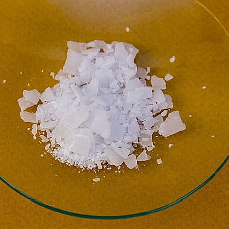 MATERIAL DIDACTIC - Hidroxid de sodiu-tehnic, 150g