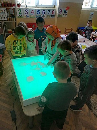 Masa pentru cutia luminoasa [4]