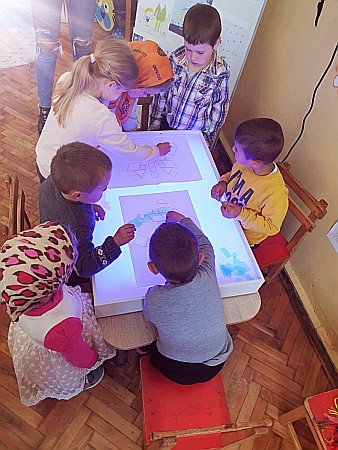Masa pentru cutia luminoasa [5]
