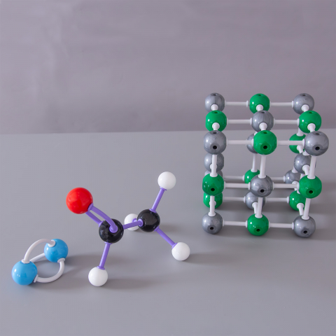 Modul extins pentru constructia modelelor atomice si moleculare - profesor [1]