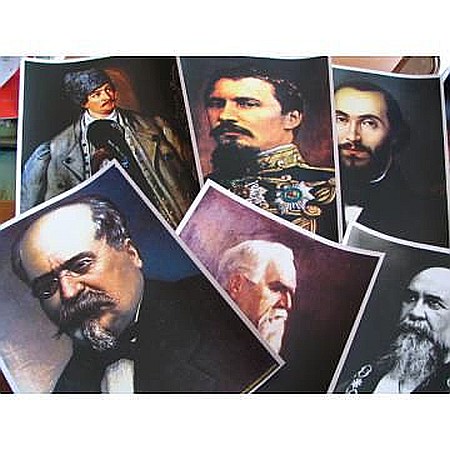 PORTRETE ISTORICI - Personalitati de seama din istoria Romaniei - 8 planse alb/negru - A4