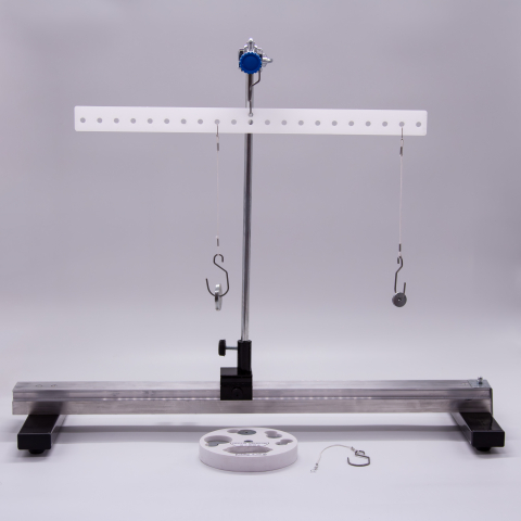 Set de carlige si discuri perforate pe suport [2]