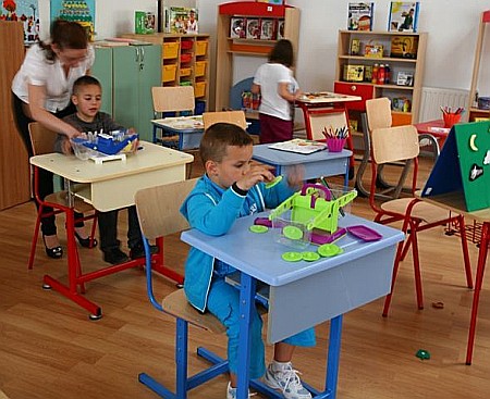 Set individual START reglabil COLOR (bancă școlară și scaun școlar) – P [5]