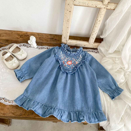 Rochie denim cu broderie florala [3]