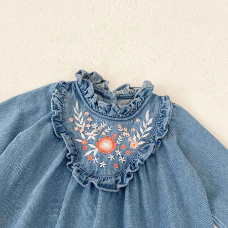 Rochie denim cu broderie florala [5]