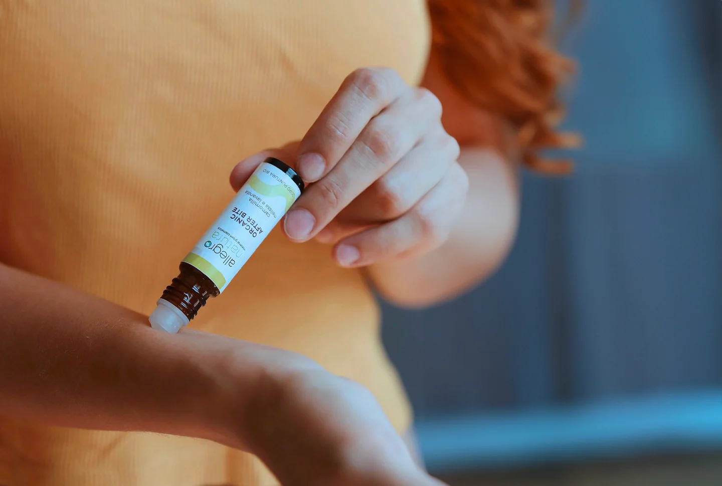 Roll‑on bio pentru calmarea pielii după înțepături de insecte, 10 ml [2]
