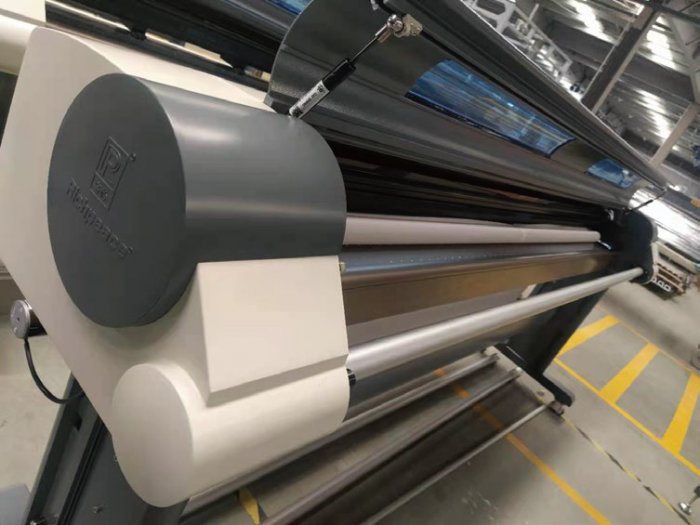 Plotter 180 cm dotat cu 2 capuri de tipărire [3]