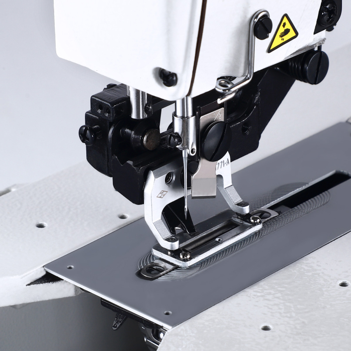 Mașină automată de făcut butoniere drepte TEXI 781F [3]