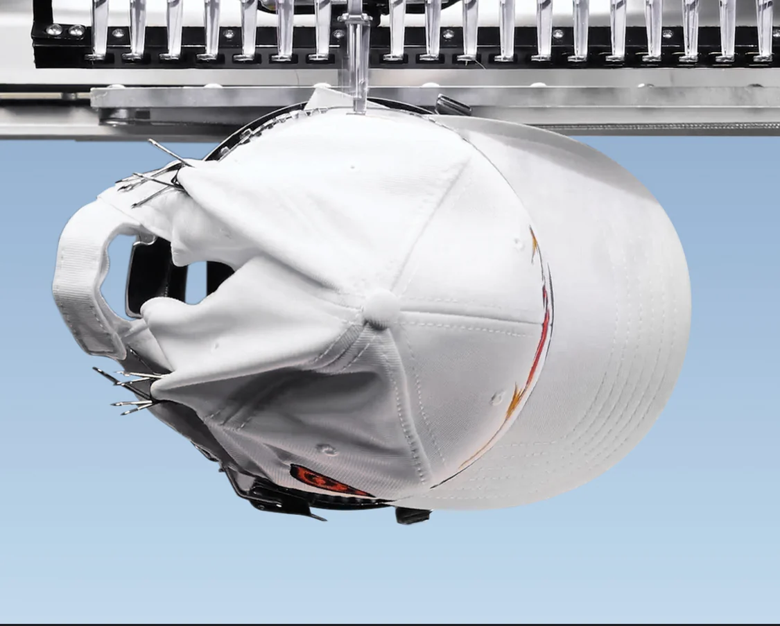 Mașină de brodat industriala SwiftXL cu 20 de ace și ecran tactil de 10,1", arie de brodare mare 80x50 cm [4]