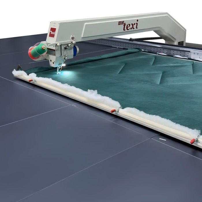 Mașină de cusut CNC programabilă cu acționări independente TEXI CNC 250×120 [2]