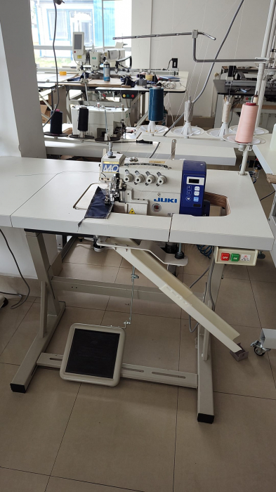 Masina de  surfilat cu 2 ace, 5 fire , motor direct drive, Juki Mo-6816S/DD10 [3]