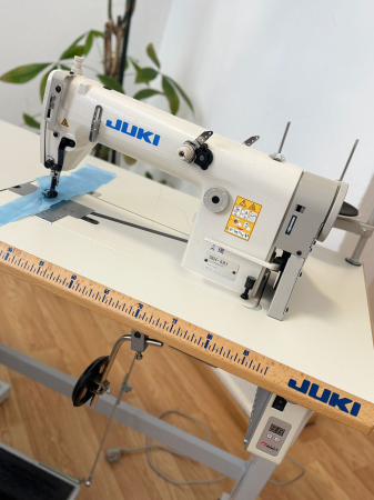 Juki MH-481 1-needle, Double Chainstitch Machine [1]