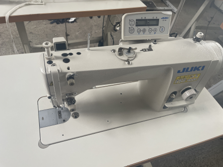 Masina de cusut liniara cu automatizari Juki DDL 9000B-SS RECONDITIONATA [2]