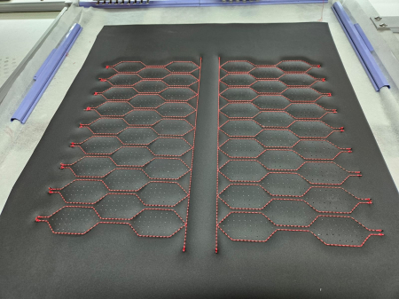 Mașină multifuncțională pentru cusut, brodat și perforat piele și țesături laminate ALL - PCB 1200×800 mm [4]