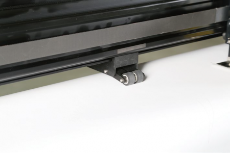 Plotter 180 cm dotat cu 2 capuri de tipărire [8]